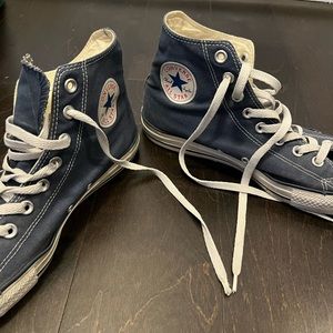 Converse Chuck Taylor All Star High Tops SZ 9 Blue